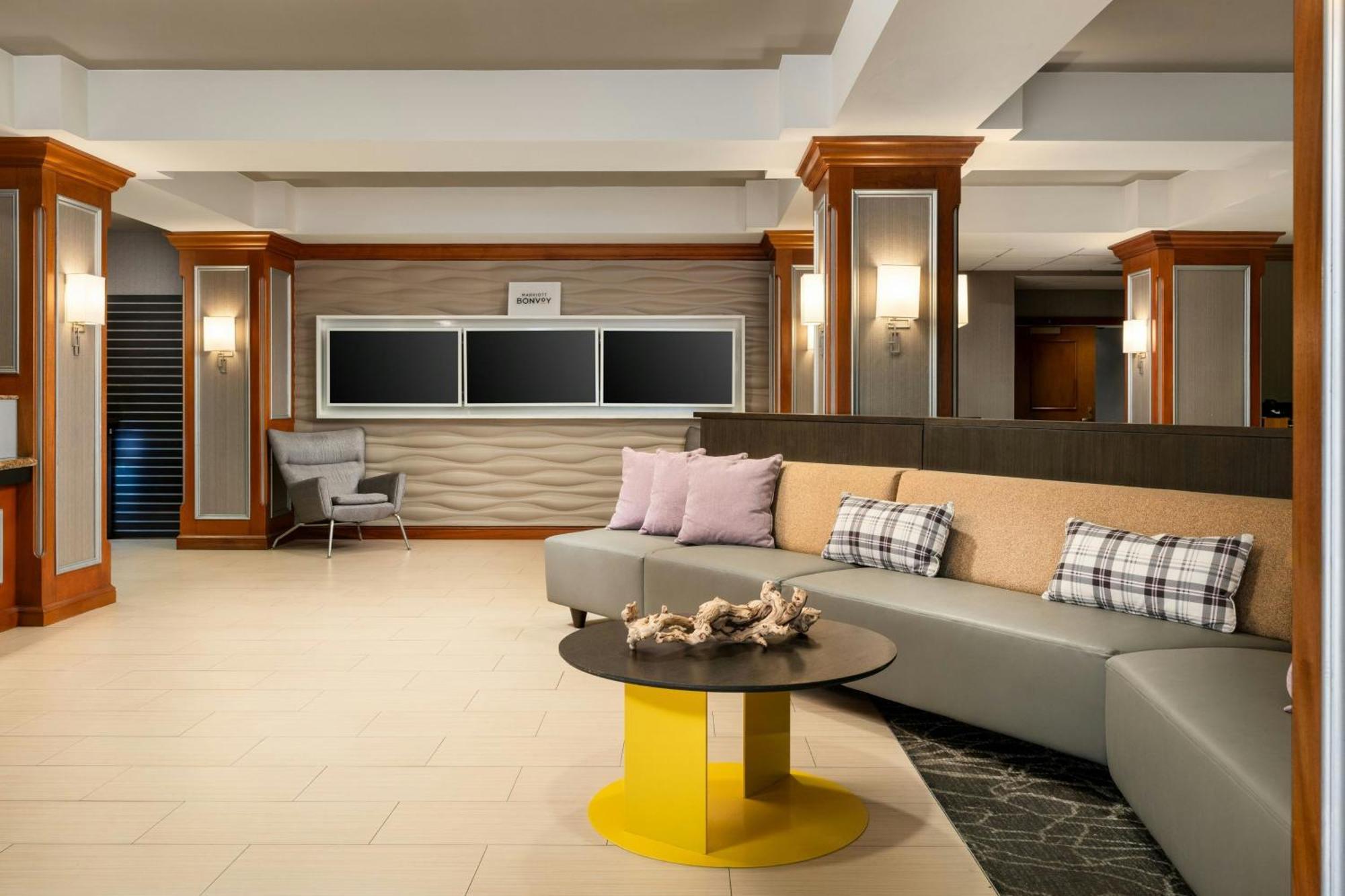 Springhill Suites By Marriott Tampa Westshore Екстер'єр фото