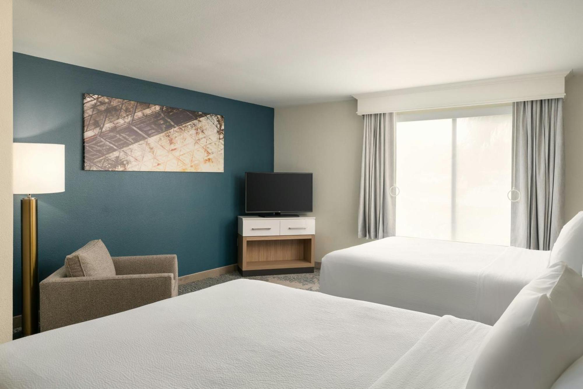 Springhill Suites By Marriott Tampa Westshore Екстер'єр фото